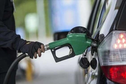 10 günde akaryakıta 5. zam! Sürücüler de ne yapacağını şaşırdı