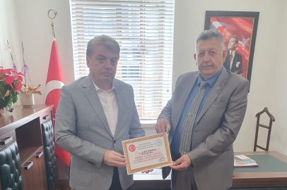 GENEL BAŞKAN DURGUT VALİ YRD.KARAHAN'I ZİYARET ETTİ ..