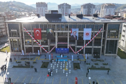 Trabzon Araklı’ya modern adalet binası törenle açıldı