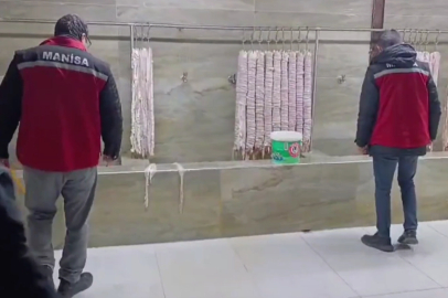 Manisa'da 4 milyon TL'lik bozulmuş kokoreçe imha!