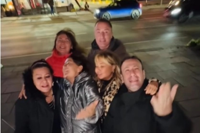 Ünlüler Özgür Aras’ın yemeğinde buluştu