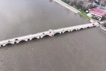 Edirne'de taşkın alarmı! Tunca Köprüsü trafiğe kapatıldı